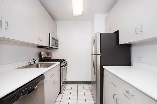 Rented by Bold New York | media 4