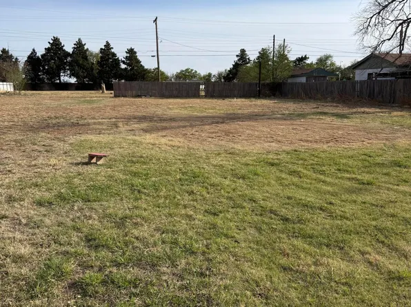 308 E Quinn St, Lubbock, TX 79403