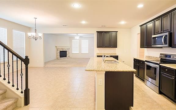4th image of 3304 Camino Real Trl