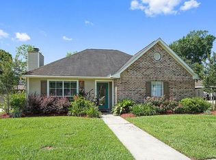 1121 E Tiffani St, Gonzales, LA 70737