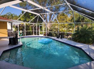 108 Margaret Dr, Nokomis, FL 34275