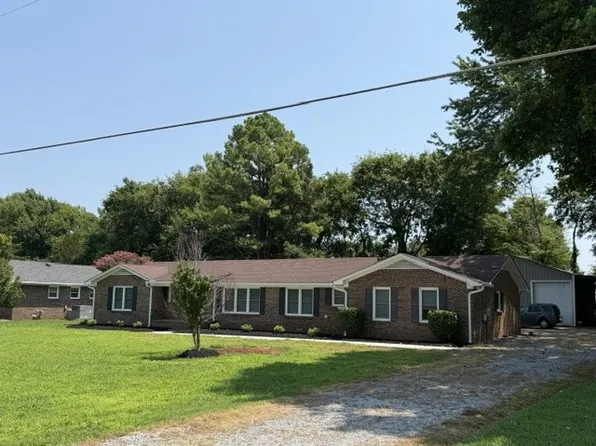 2353 Braxton Bragg Dr, Murfreesboro, TN 37129