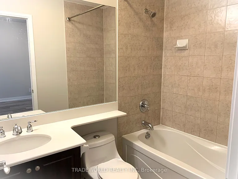 88 Broadway Ave #306 — Photo 12