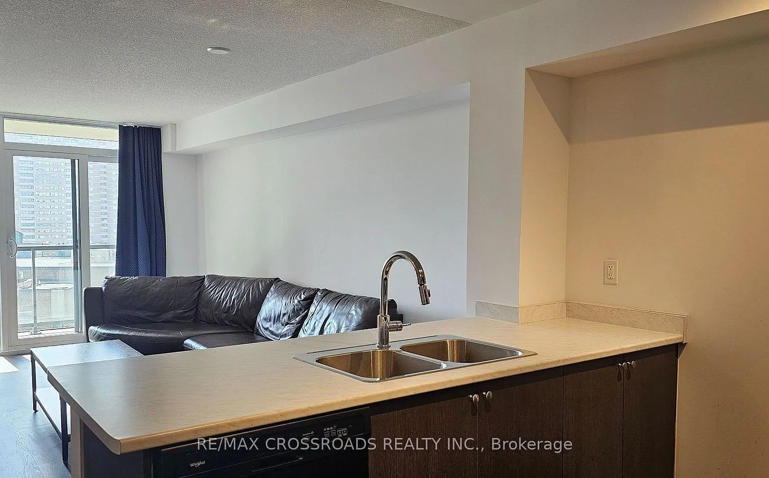 2 bed, $2,300 — Photo 1