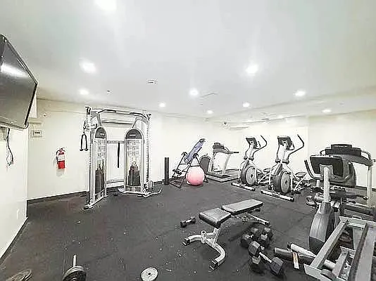 Rented by Metropolitan Property Group | media 28