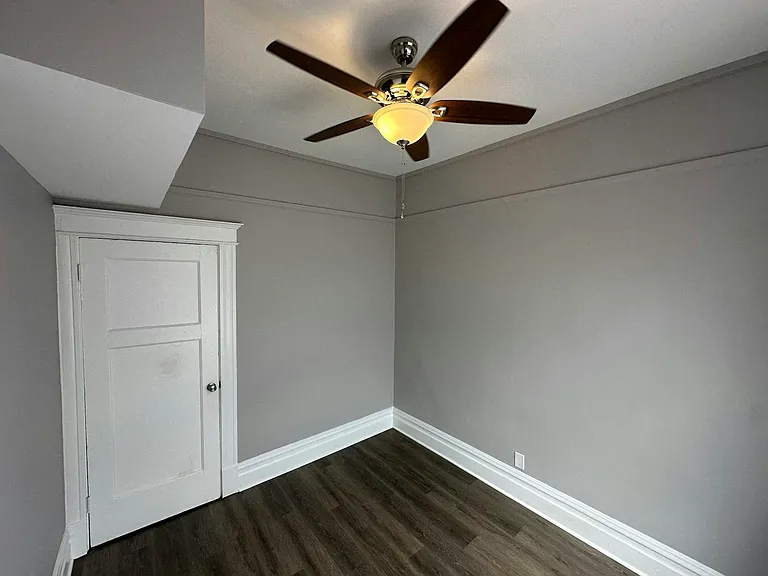 6426 S Ingleside Ave #1 — Photo 2