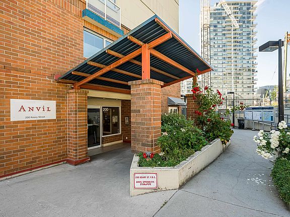 2nd image of 808-200 Keary St #808