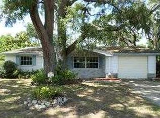 5805 Appletree Rd, Holiday, FL 34690
