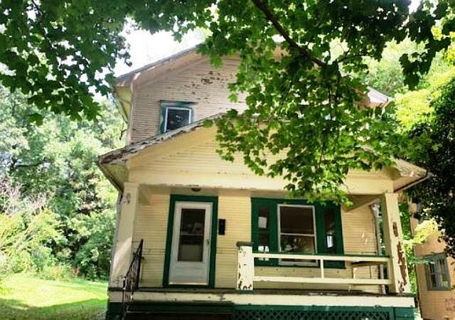 1st image of 612 Larzelere Ave