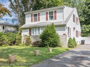 95 Stillwell Rd, Holmdel, NJ 07733