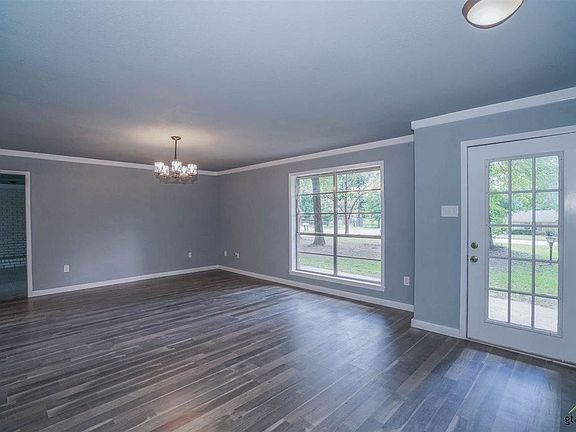 2nd image of 312 Flenniken St