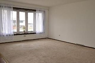 3rd image of 10246 S 81st Ave