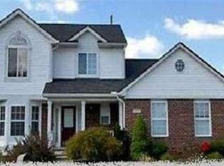 3079 Albany Ct, Troy, MI