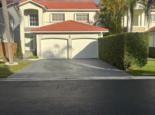 Charlestowne, Miami, FL 33186