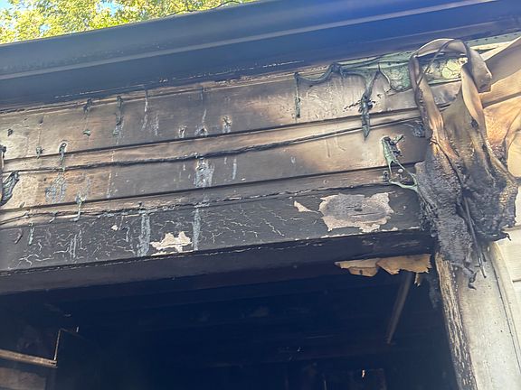 4th image of 2114 SW College Ave