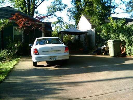 Wide Driveway, off street parking