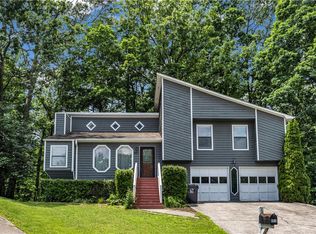 951 Franklin Ridge Ct, Sugar Hill, GA 30518