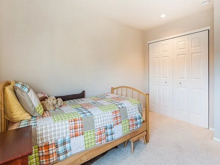 437 Grouse Ct — Photo 11
