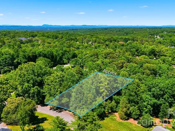 706 Garrou Ave SE, Valdese, NC 28690