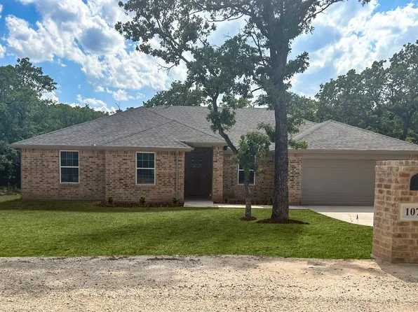 107 Bridwell Ln, Bridgeport, TX 76426