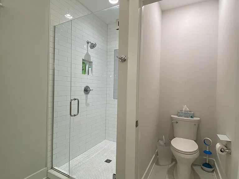 105 Duke St #6 — Photo 10