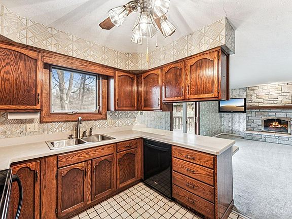 4th image of 3494 Constitution Ct