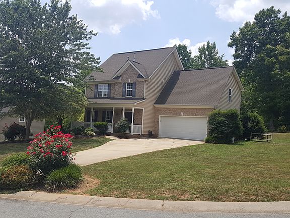 Plenty of parking space