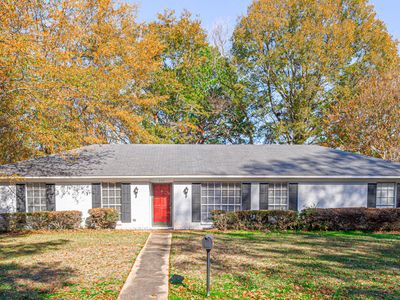 330 Foxboro Dr, Jackson, MS, 39211