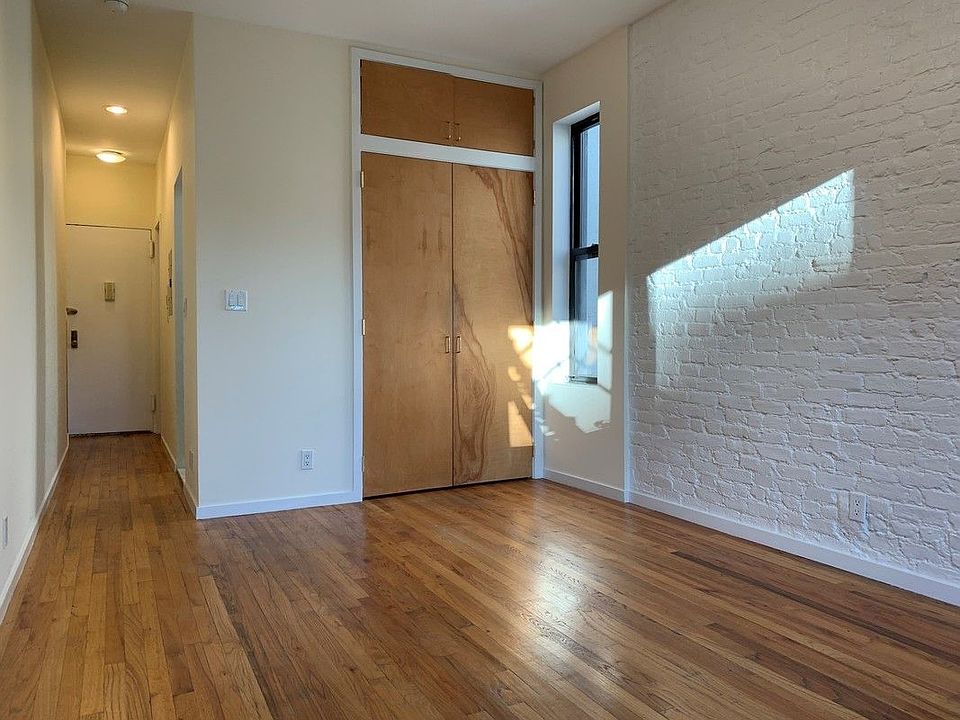 2nd image of 214 E 11th St APT 4C
