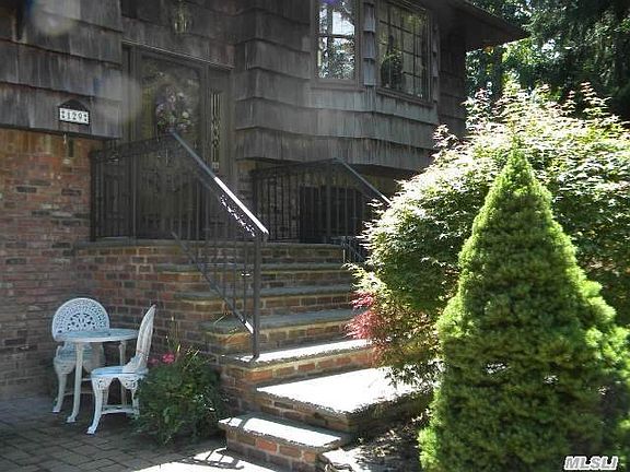 2nd image of 129 Guilford Ave