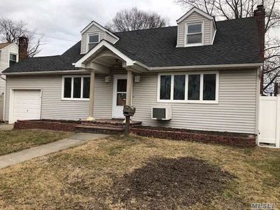 90 Rose Dr, East Meadow, NY, 11554