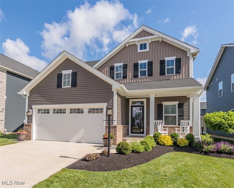 36294 Lands End Dr, North Ridgeville, OH 44039 | Zillow