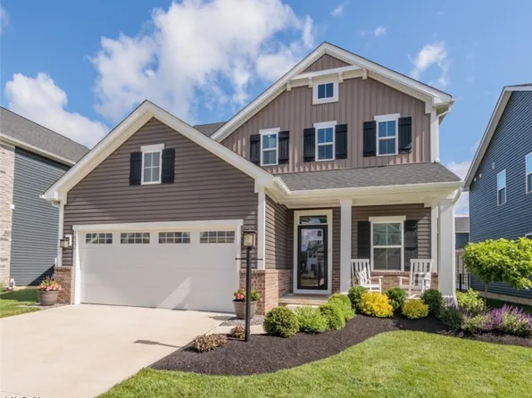 36294 Lands End Dr, North Ridgeville, OH 44039