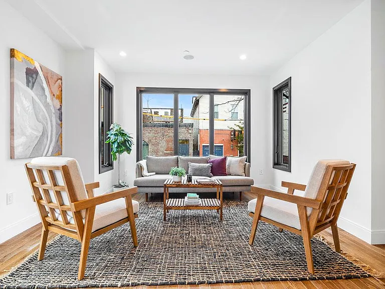 7 Springfield St #1 — Photo 5