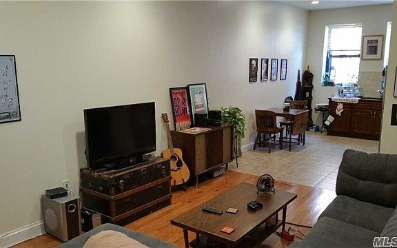 5th image of 55 Irving Ave