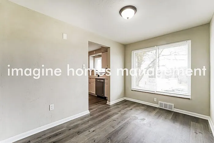 13411 Dean Dr — Photo 3