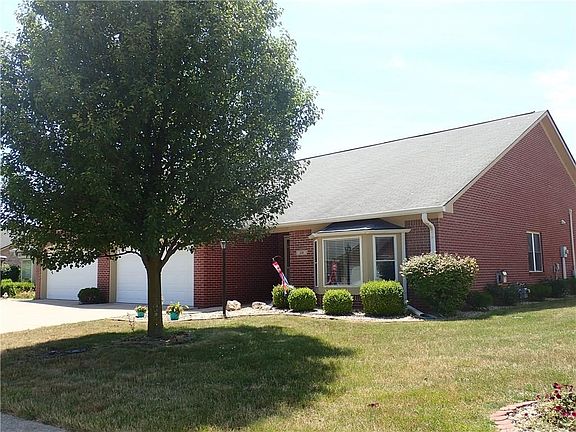 2nd image of 328 Waterford Ln