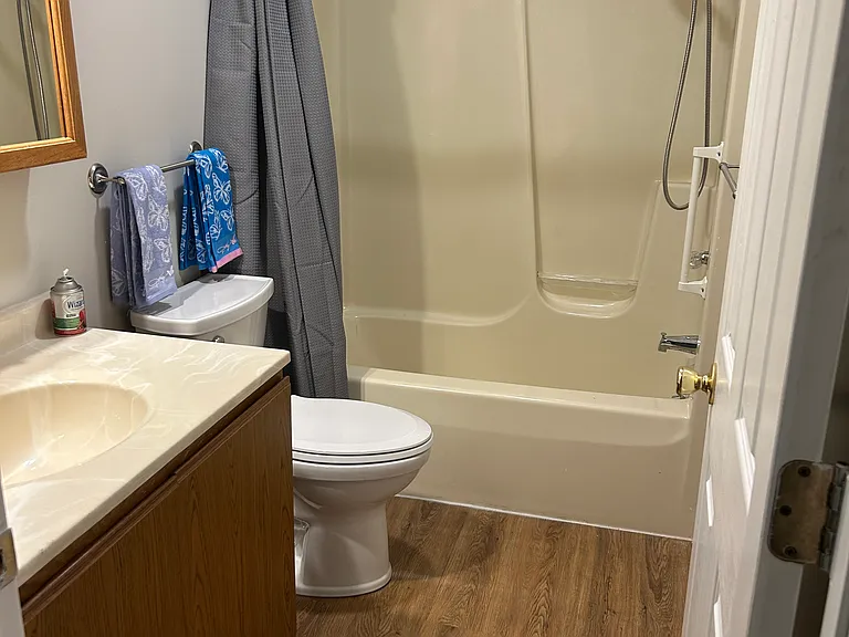518 E South St #1 — Photo 11