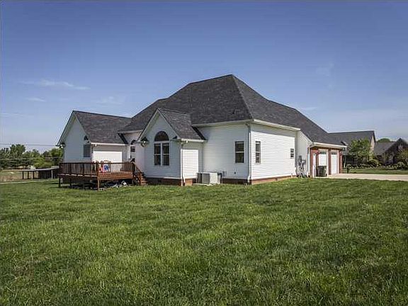 3rd image of 9002 Greystone Valley Dr