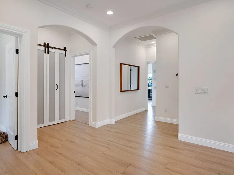 5136 Berryman Ave — Photo 34