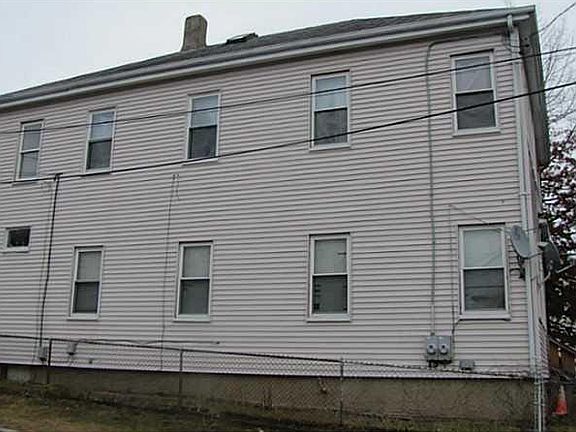3rd image of 565-567 Manton Ave