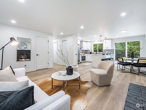 3rd image of 17110 424th Avenue SE