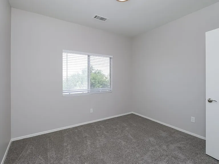 14823 W Dovestar Dr — Photo 13