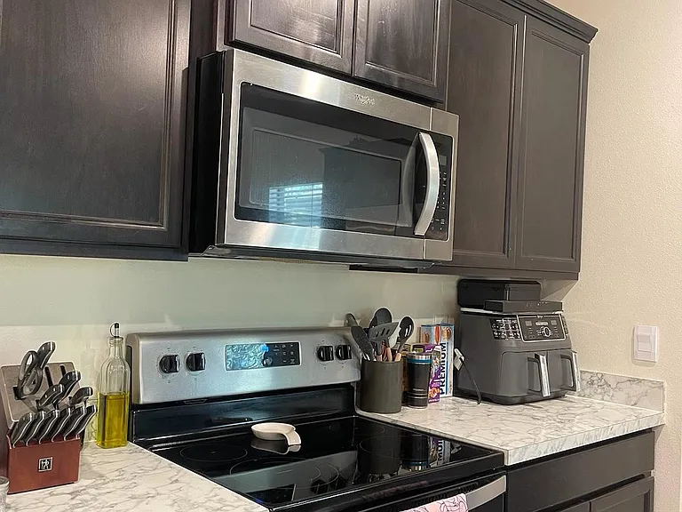 4412 Talbot Blvd — Photo 3