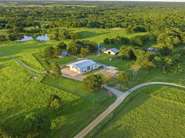 6969 Bray Rd, Bokchito, OK 74726