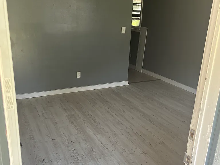 3115 Michigan Ct — Photo 1
