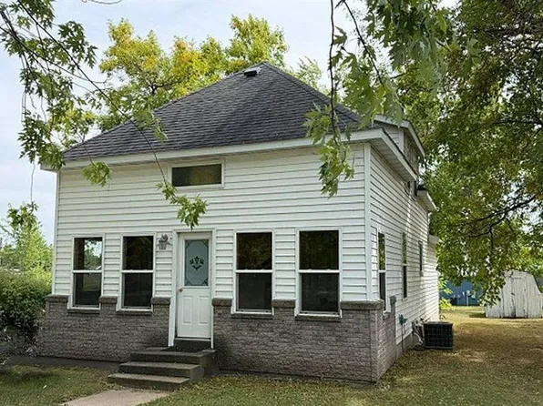 215 1st St NE, McIntosh, MN 56556