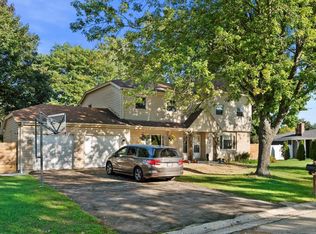 W156N10904 Catskill Ln, Germantown, WI 53022