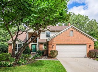 42796 Brookstone Dr Novi MI 48377 Zillow