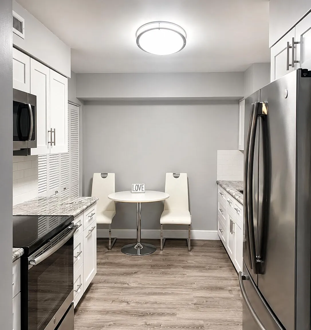 1 bed, 1.0 bath, 724 sqft, $2,000 — Photo 4